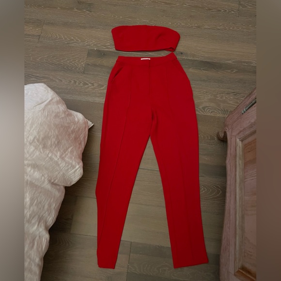 Superdown Red Set - Picture 1 of 2